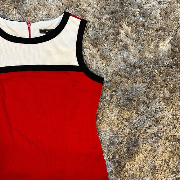 Color Block Sleeveless Dress - R&K - Picture 4 of 13